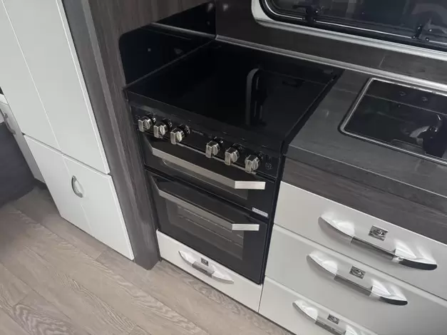 Hobby Prestige 720 WQC Zondag 8 februari open (1020810)