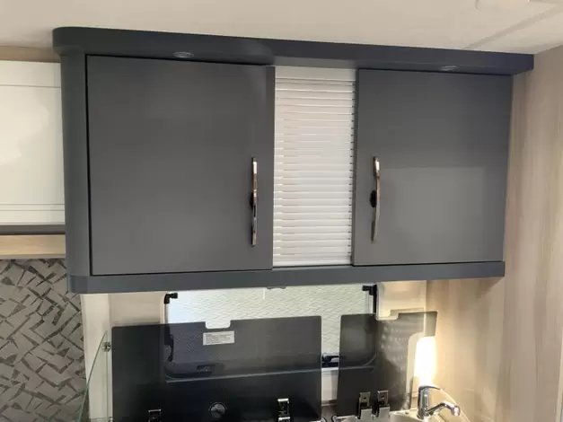 Hobby De Luxe 460 UFE Mover + vloerverwarming