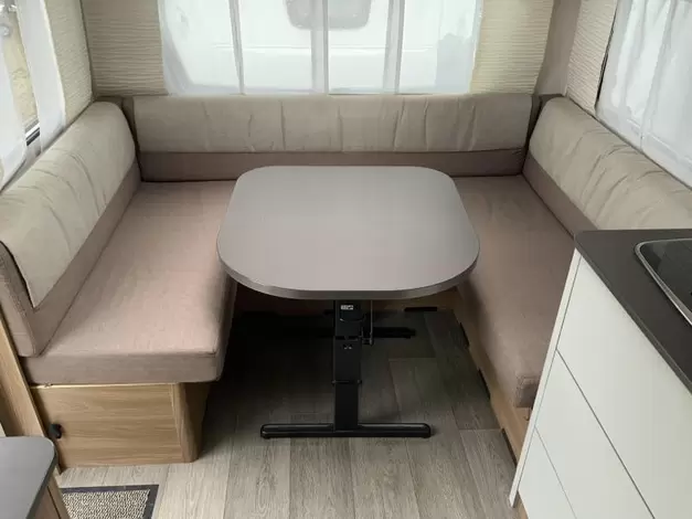 Bürstner Premio 460 TS