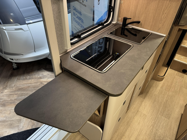 Hobby On Tour  C 680 GE