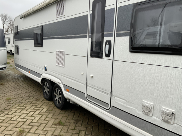 Hobby Prestige 720 KWFU Zondag 8 februari open (1028174)