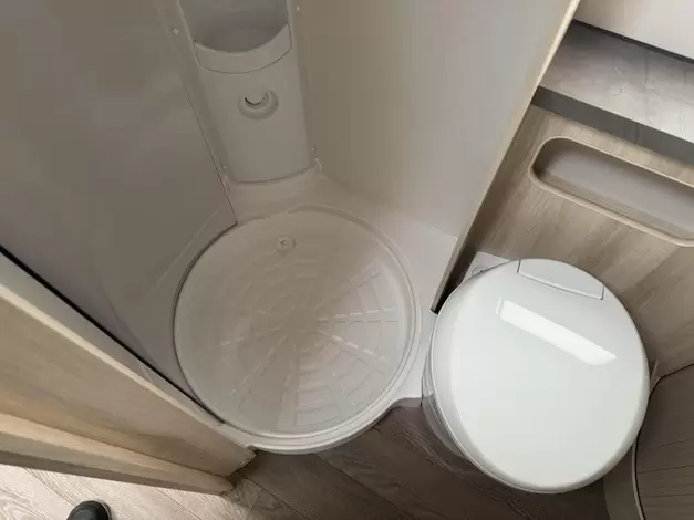 Hobby De Luxe 545 KMF Zondag 8 februari open (977480)