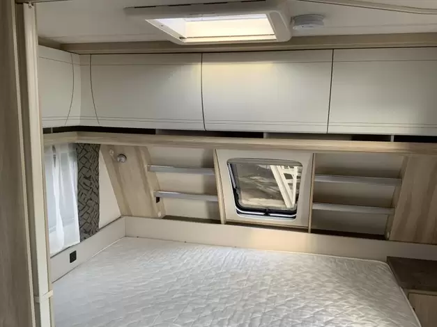 Hobby De Luxe 545 KMF