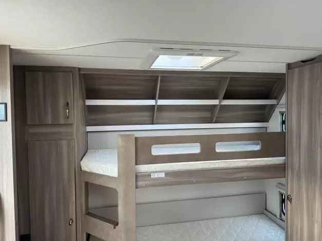 Hobby Excellent Edition 560 KMFE Zondag 8 februari open (972787)