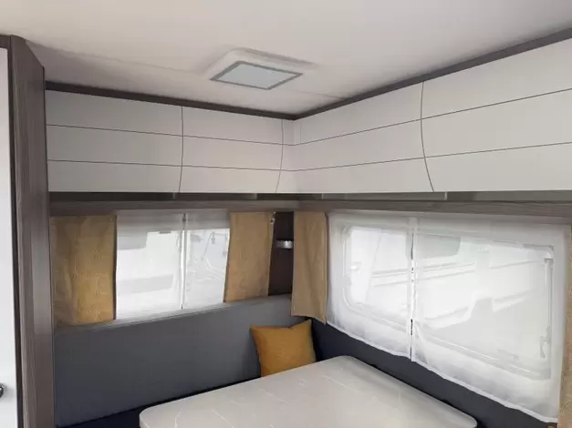 Hobby On Tour 390 SF Zondag 8 februari open (1019587)