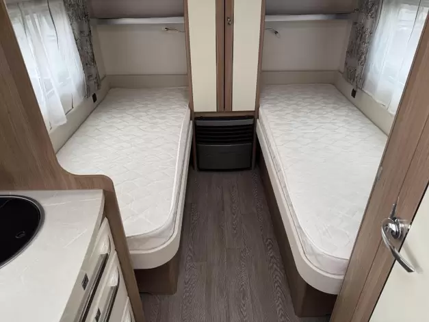 Hobby De Luxe 460 LU