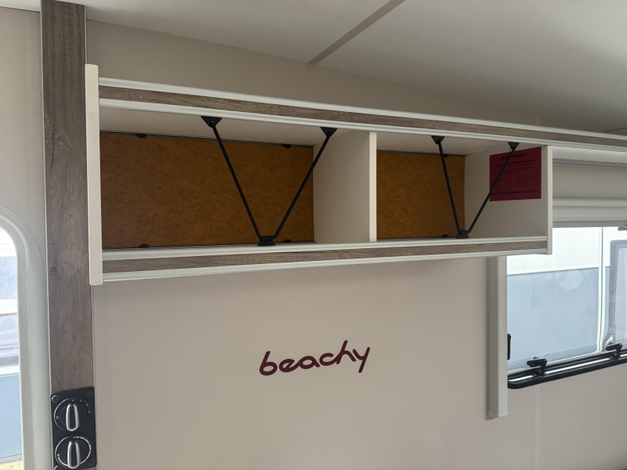 Hobby Beachy 420+ Zondag 8 februari open (1029019)