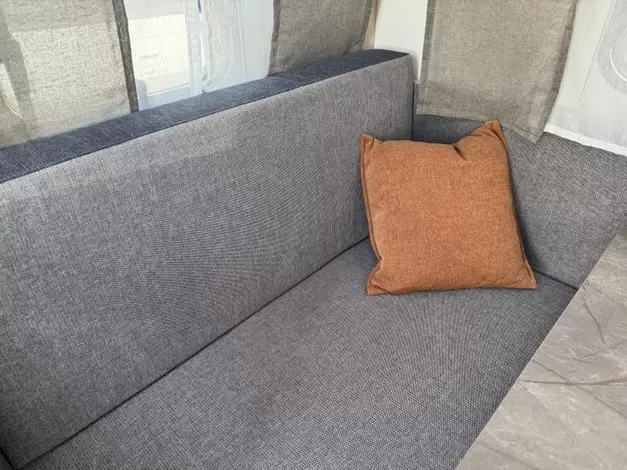 Hobby De Luxe 400 SFE Zondag 8 februari open (1006335)