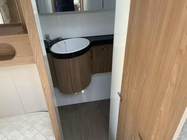 Hobby Excellent 540 WLU