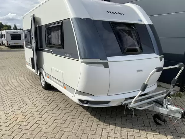 Hobby De Luxe 460 UFE