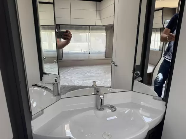 Hobby Excellent Edition 460 UFE