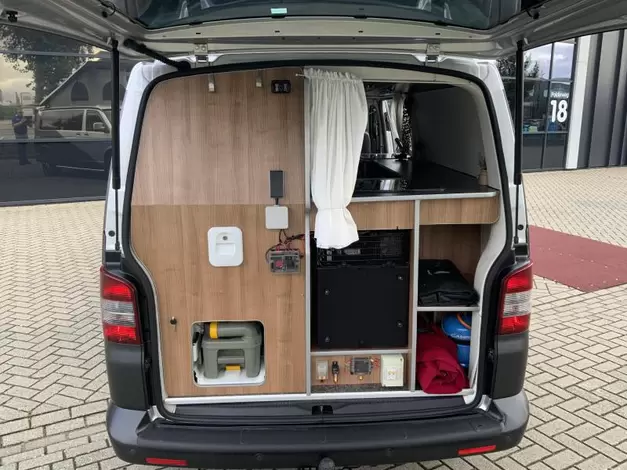 Volkswagen Transporter T6  9