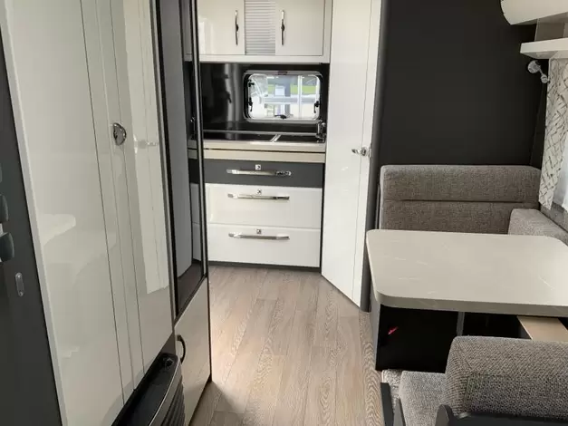 Hobby Excellent 460 SL