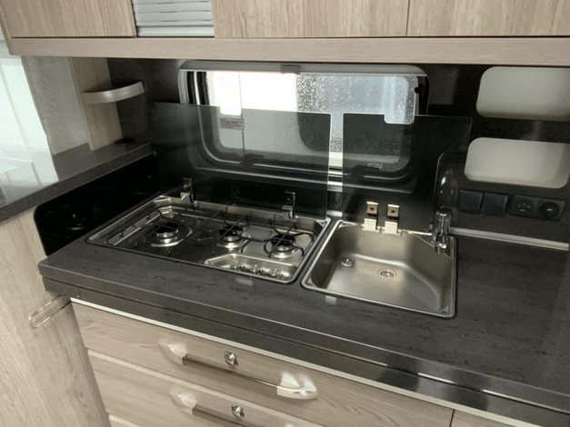 Hobby Prestige 720 KWFU Zondag 8 februari open (1028174)