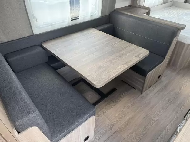 Hobby Excellent Edition 650 KMFE Zondag 8 februari open (979842)