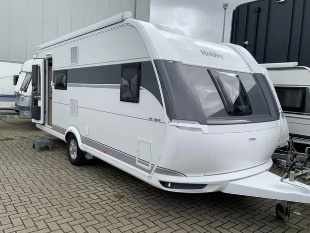 Hobby De Luxe 560 KMFE