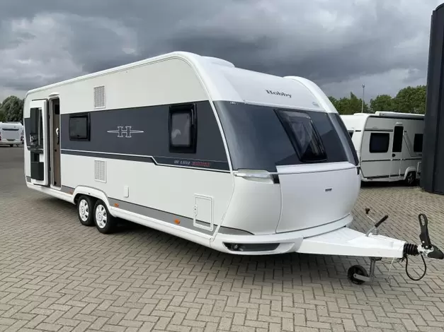 Hobby De Luxe Edition 650 KMFE