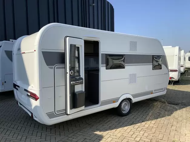 Hobby De Luxe 490 KMF Zondag 8 februari open (971017)