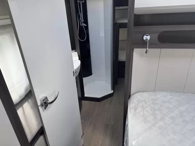 Hobby Prestige 720 KWFU Zondag 8 februari open (1025707)