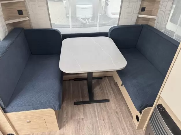 Fendt Bianco Selection 465 TG Zondag 8 februari open (1013518)