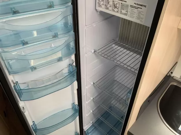 Hobby De Luxe Edition 650 KMFE