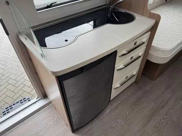 Hobby De Luxe 460 LU