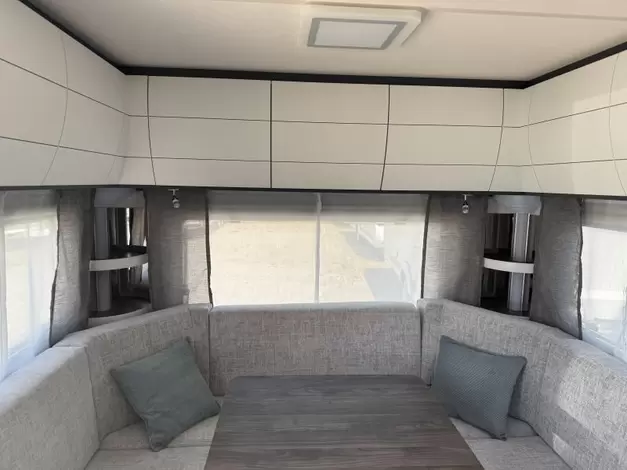 Hobby Excellent Edition 460 UFE