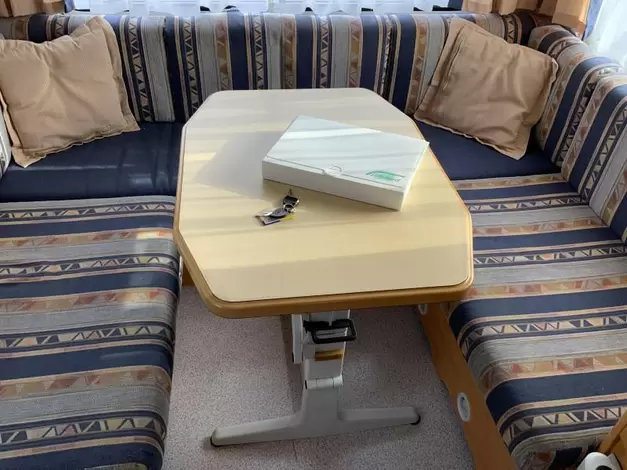 Eifelland Holiday 460 TK Bovenbed/ stapelbed