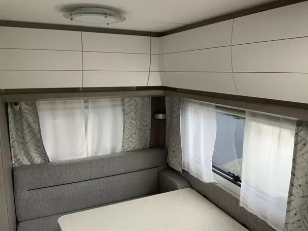 Hobby On Tour 390 SF