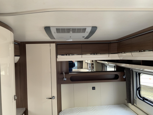 Hobby Prestige 720 KWFU Zondag 8 februari open (1030840)