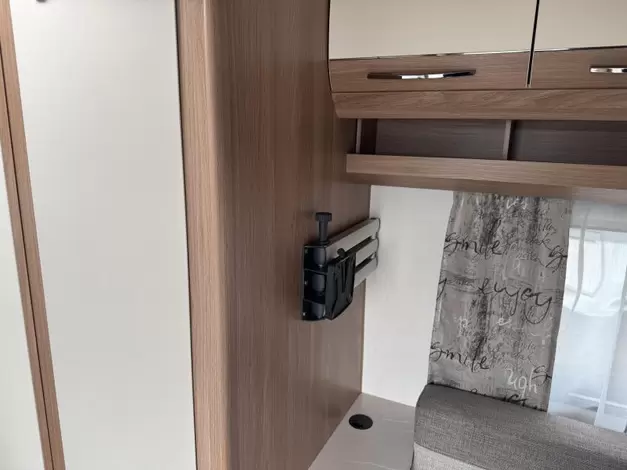 Hobby De Luxe 460 LU