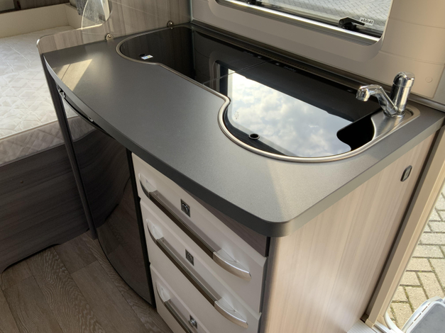 Hobby On Tour 390 SF 9 Zondag 8 februari open (1031634)