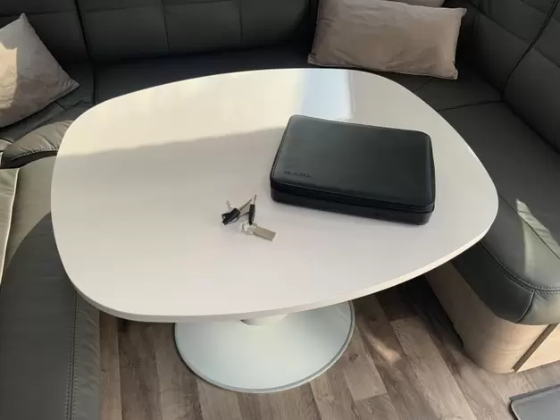 Kabe Imperial 740 TDL KS Helemaal compleet