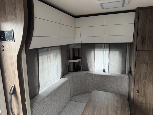 Hobby Excellent Edition 650 KMFE Zondag 8 februari open (1029025)