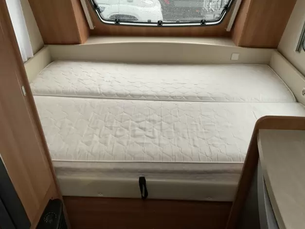 Hobby De Luxe 400 SF