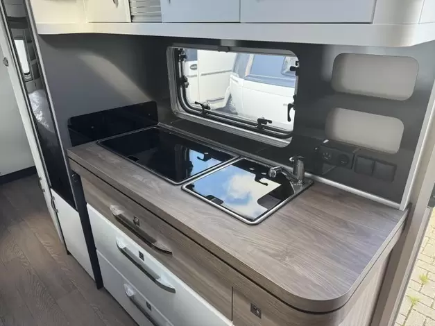 Hobby Excellent Edition 650 KMFE Zondag 8 februari open (979842)