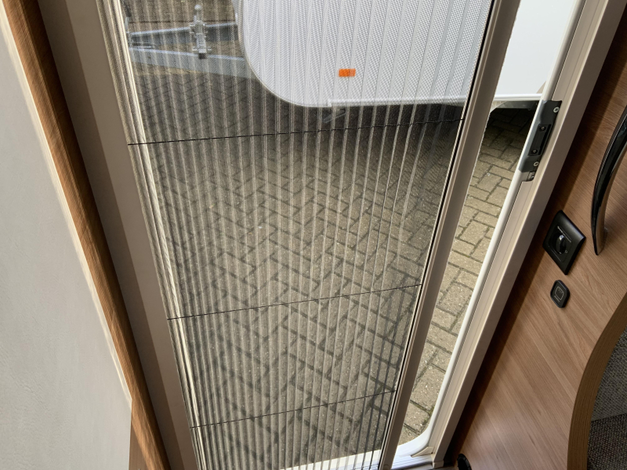 Hobby De Luxe 460 UFE