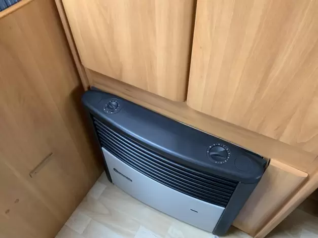 Hobby De Luxe 400 SB