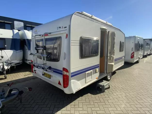 Hobby De Luxe 460 UFE