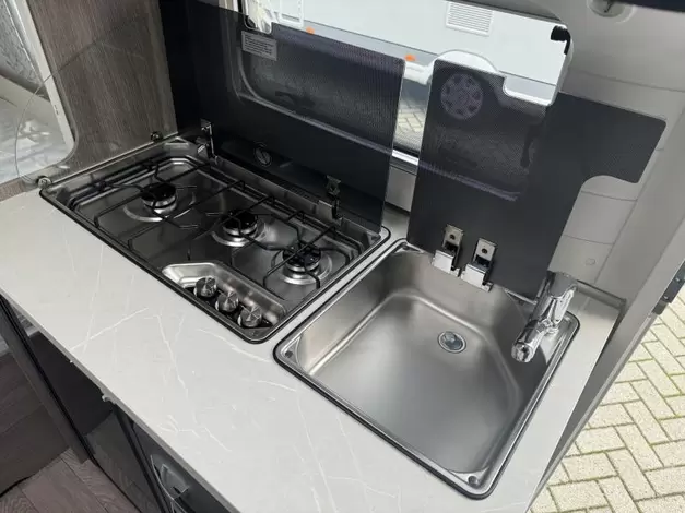 Hobby Ontour 390 SF Zondag 8 februari open (978681)