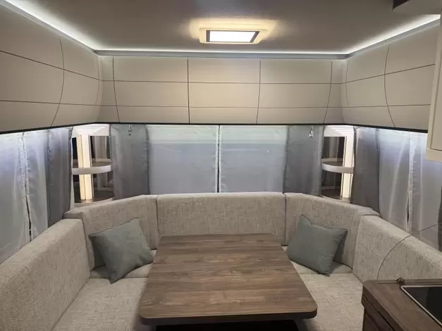 Hobby Excellent Edition 540 UFF Zondag 8 februari open (1020807)