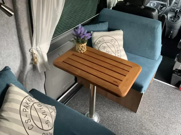 Volkswagen Transporter T6  9