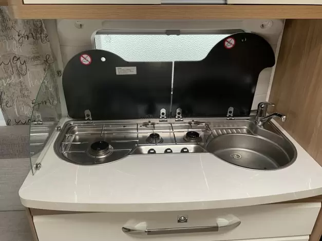 Hobby De Luxe 540 UL