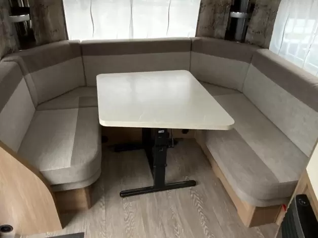 Hobby De Luxe 455 UF