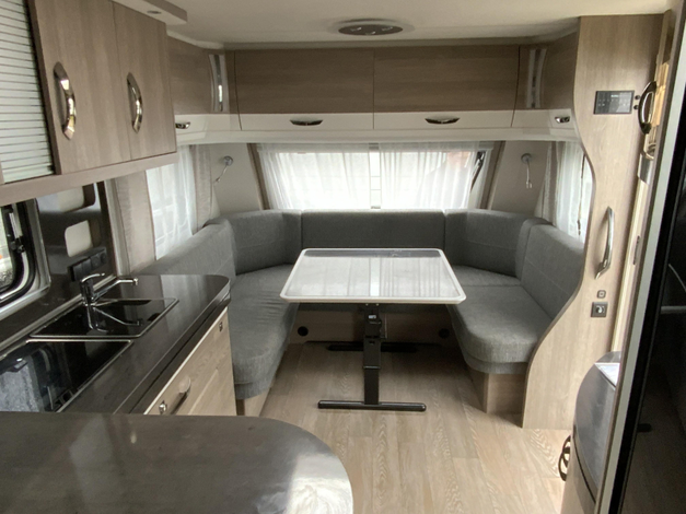 Hobby Prestige 720 KWFU Zondag 8 februari open (1028174)