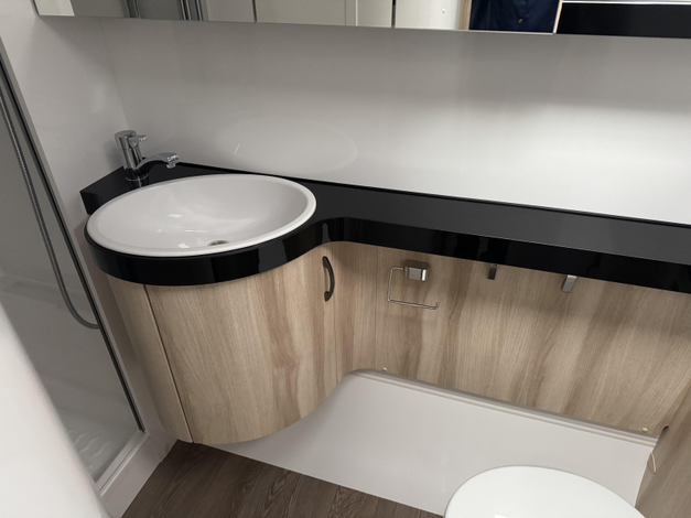 Hobby De Luxe 495 WFB