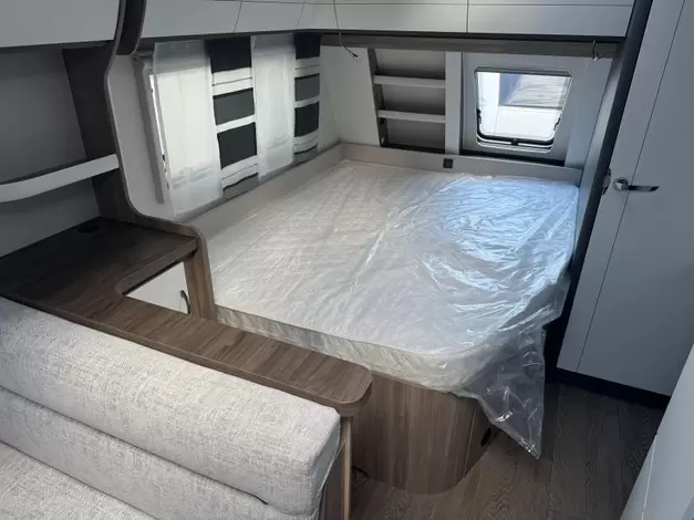 Hobby Excellent Edition 560 KMFE Zondag 8 februari open (972787)