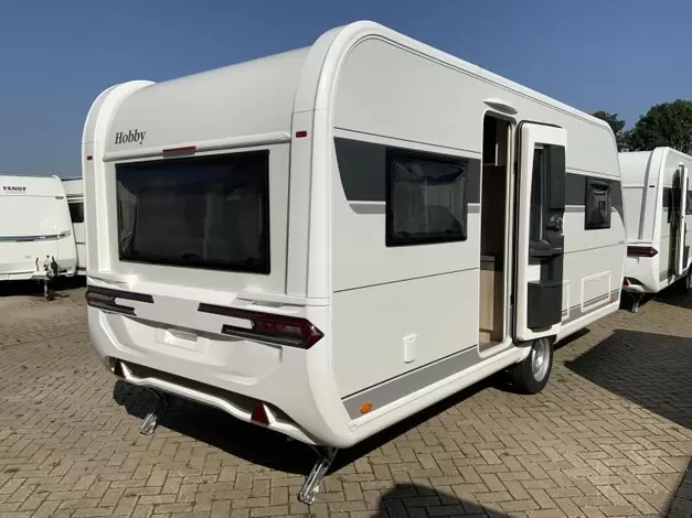 Hobby De Luxe 540 UL Zondag 8 februari open (971015)