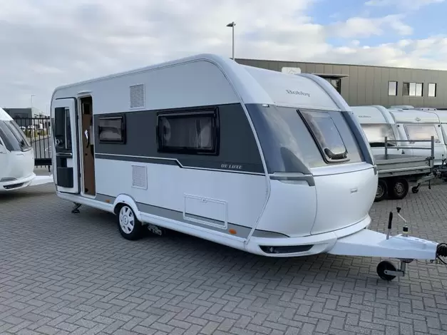 Hobby De Luxe 495 UL