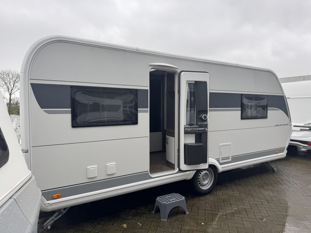 Hobby Excellent Edition 540 UFF Zondag 8 februari open (1026531)